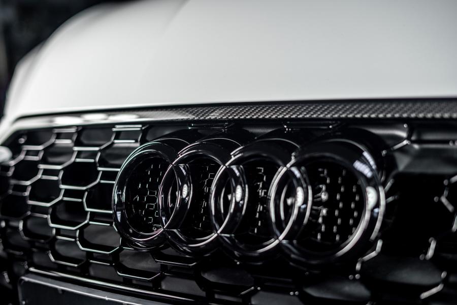 Логотип Audi RS5-R Sportback by ABT 2019 года  (фото 6 из 29)